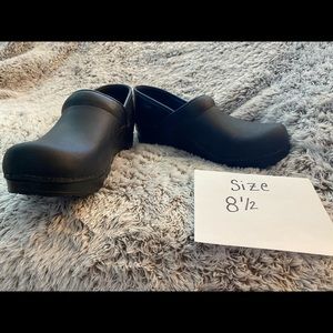 Dansko hardly used
